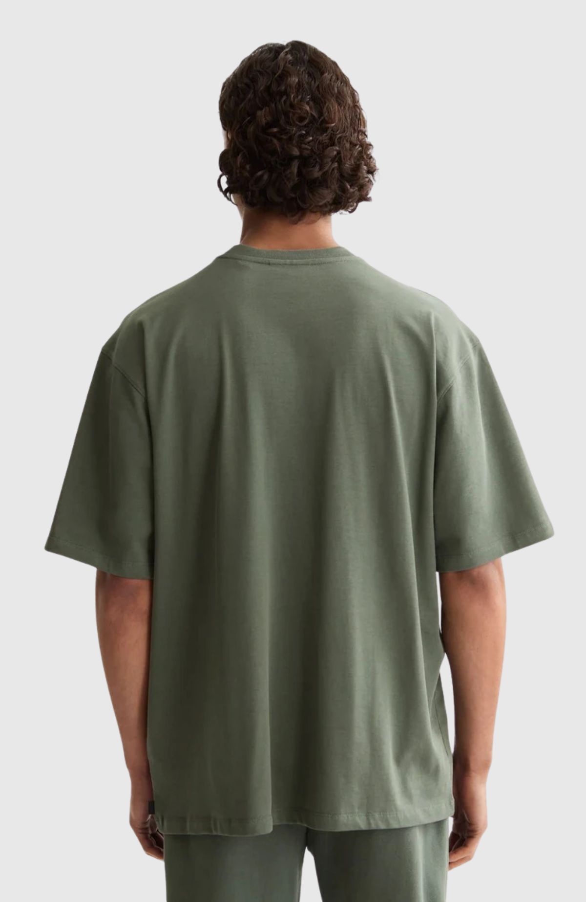 Seasonal Core - Loose-Fit 3 Crosses Pocket T-Shirt