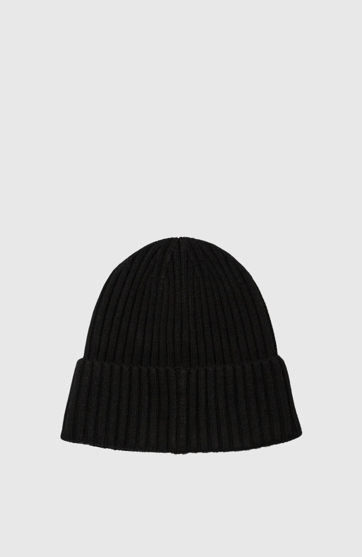 Essential Logo Beanie