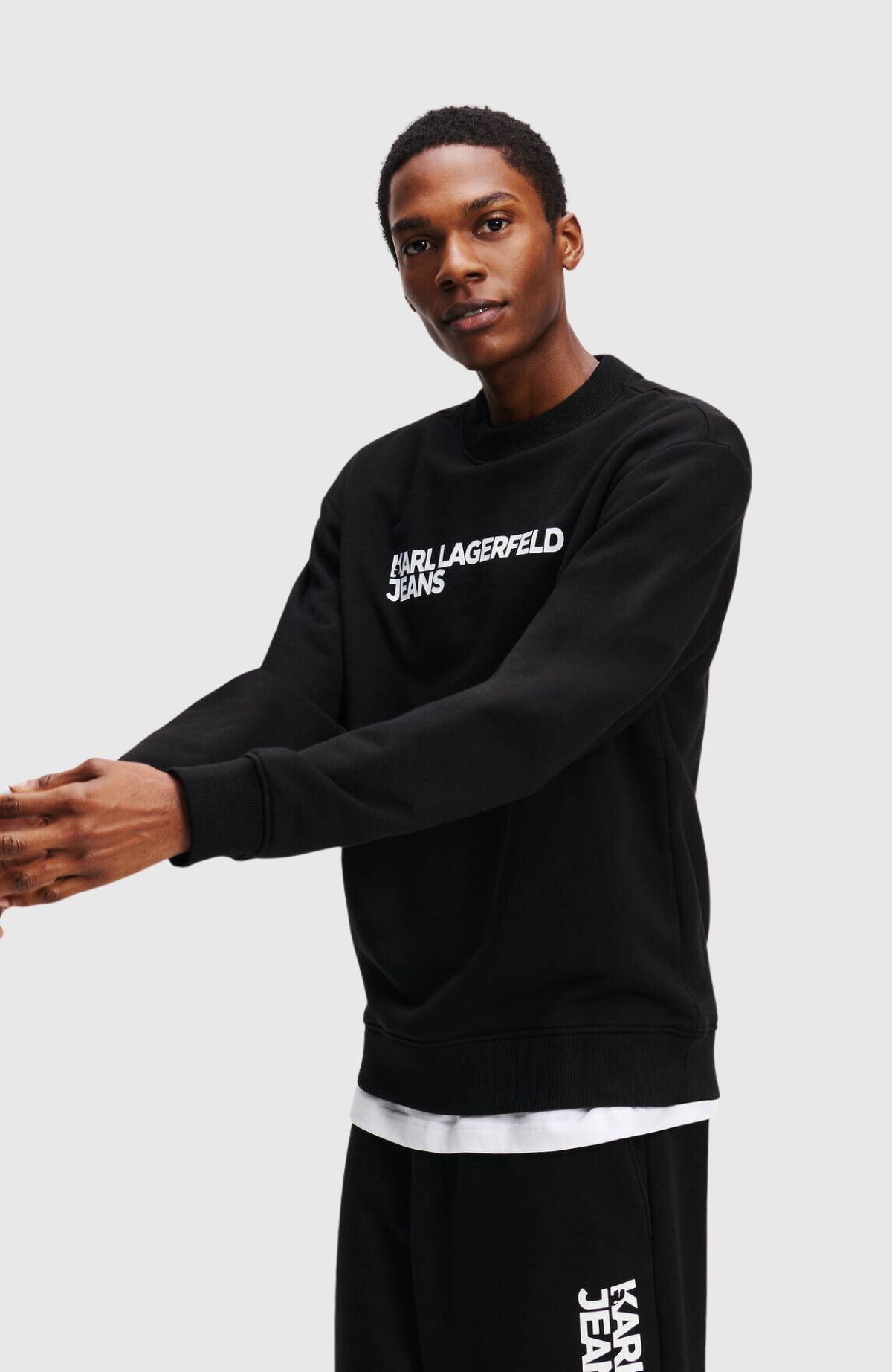 KLJ Reg Essential Logo Sweat