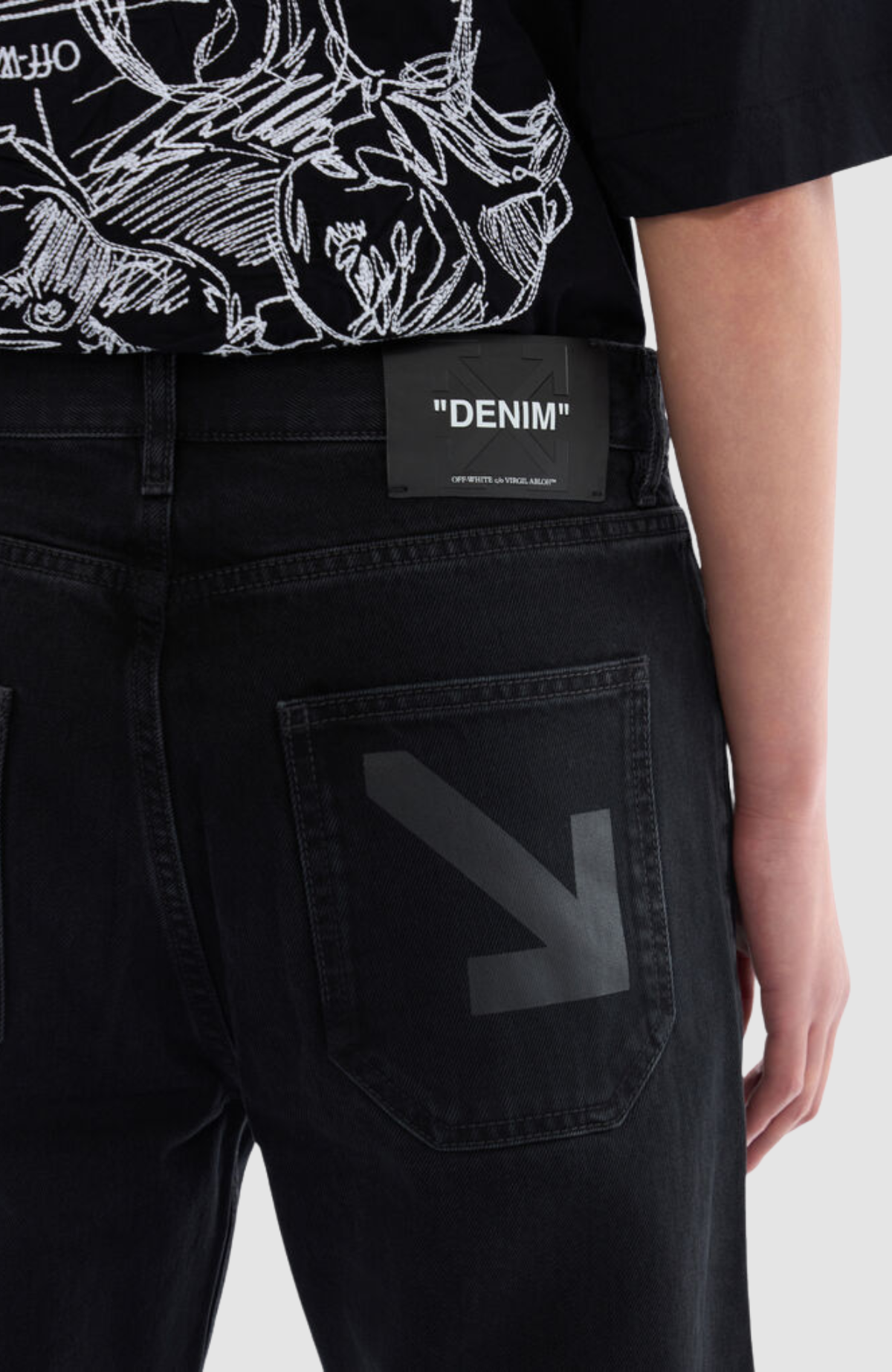 Half Arrow Slim Relax Jeans