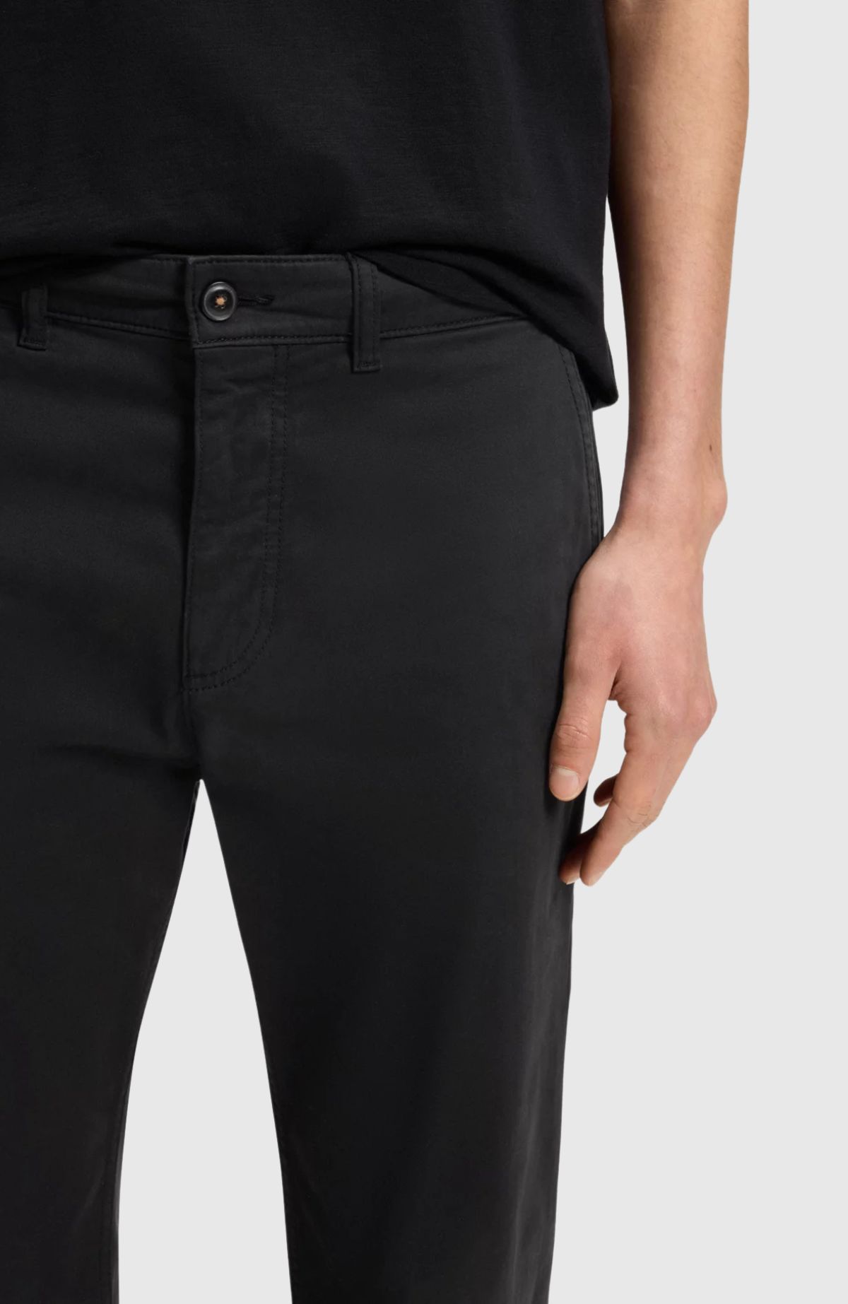 Chino-Regular-1