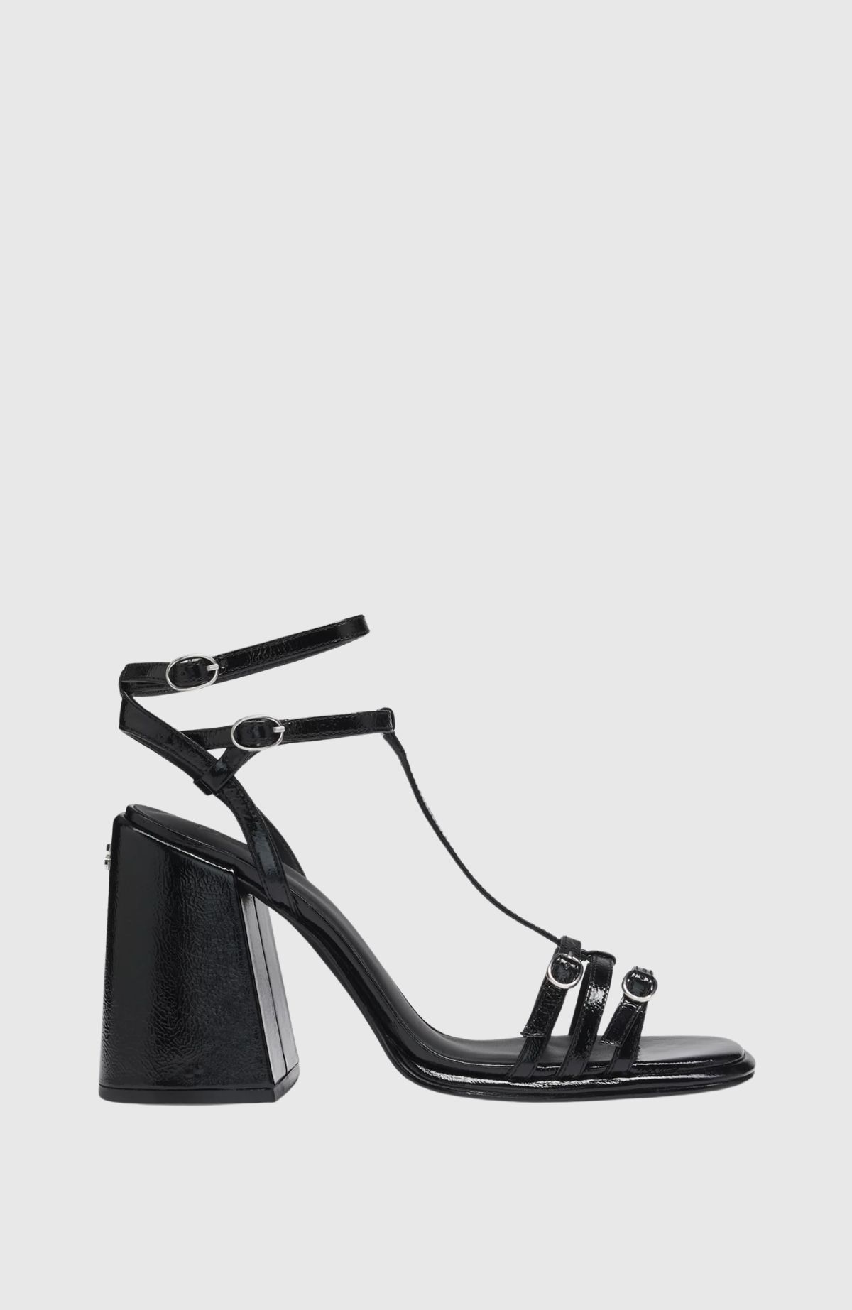 Kiora_CkSandal_NPK