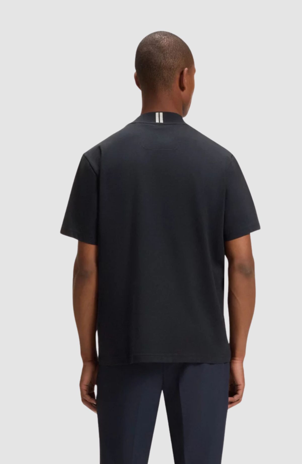 Tee Collar Zone