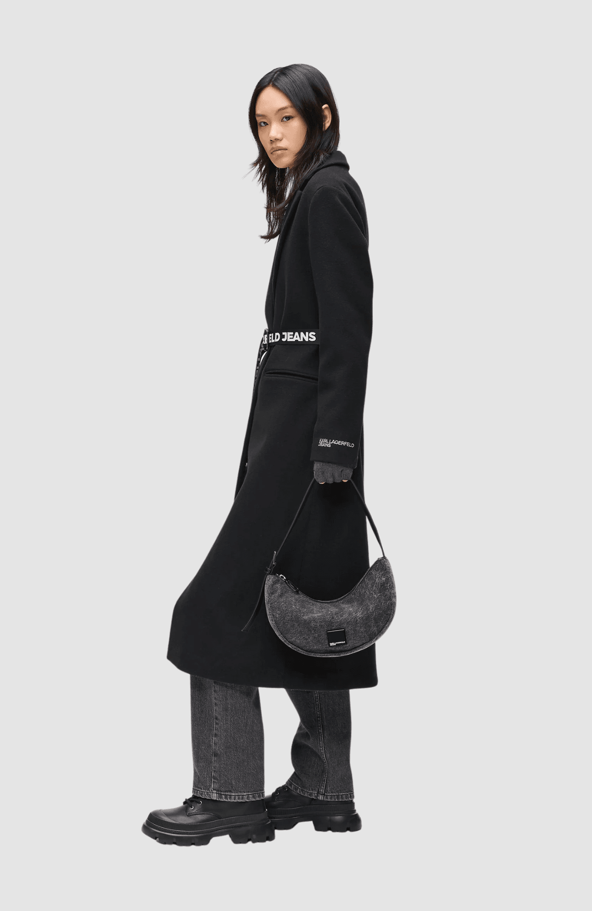 Klj Box Logo Soft Halfmoon Dnm