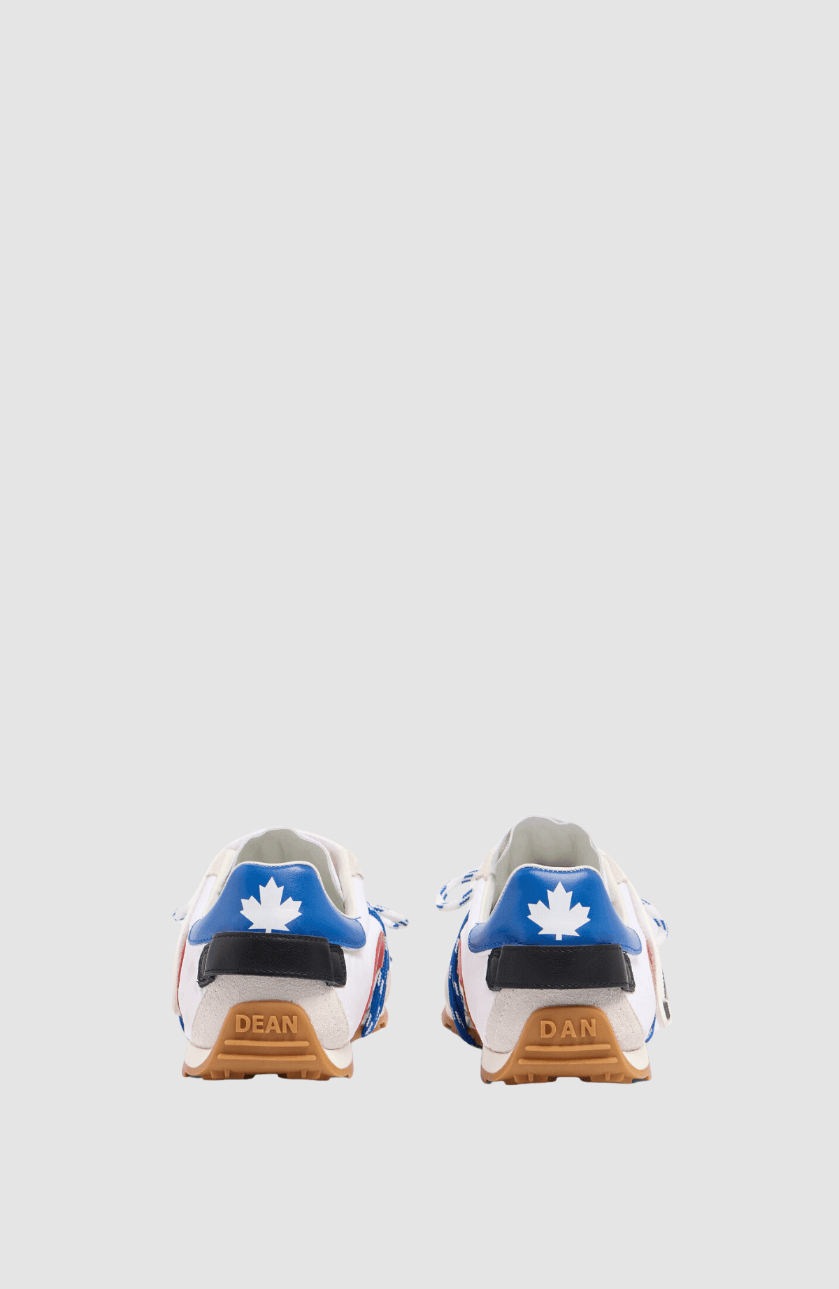 DC-642 Sneakers