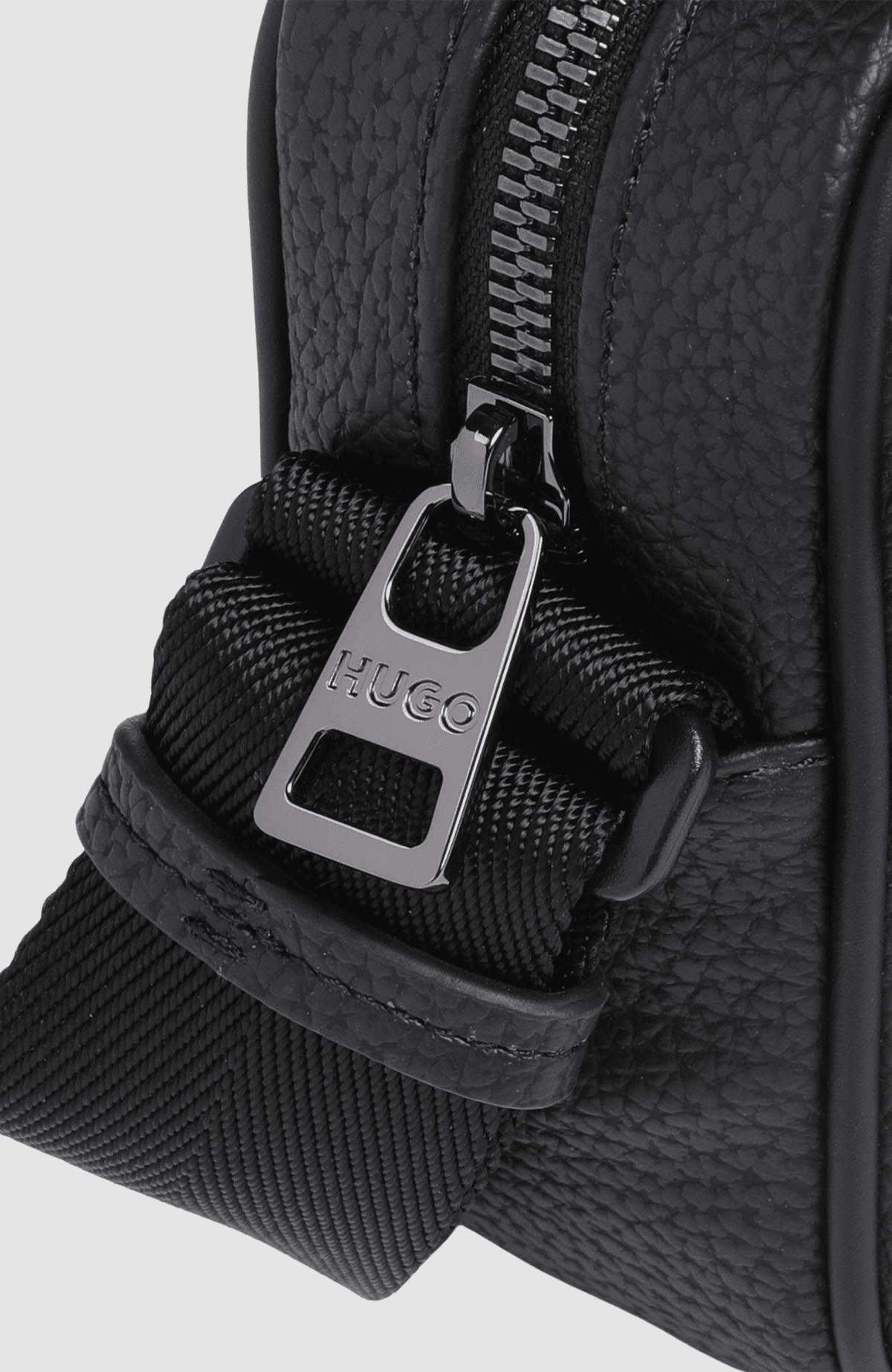 Nesh R_Crossbody