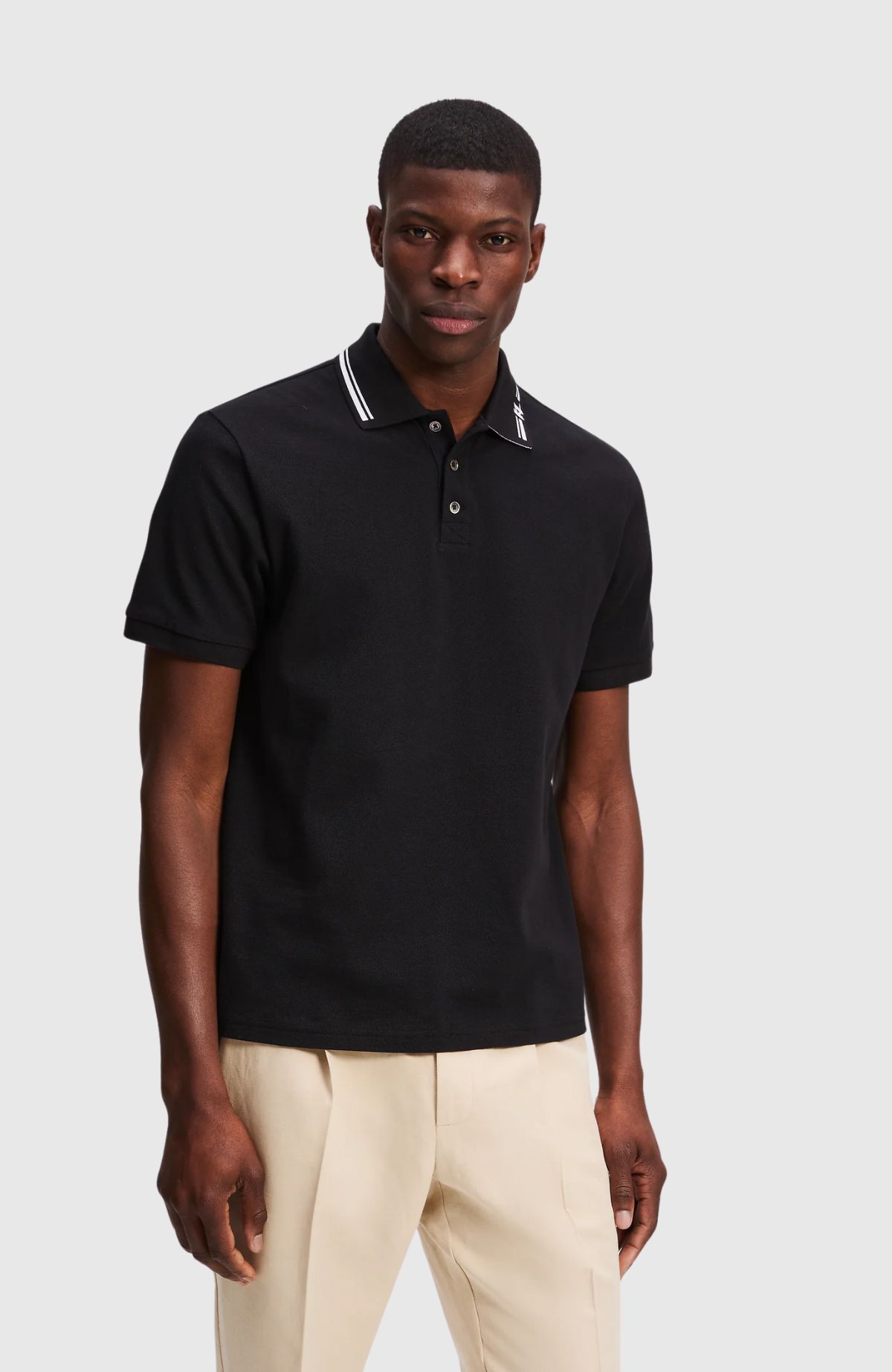 Polo W/ Contrast Details