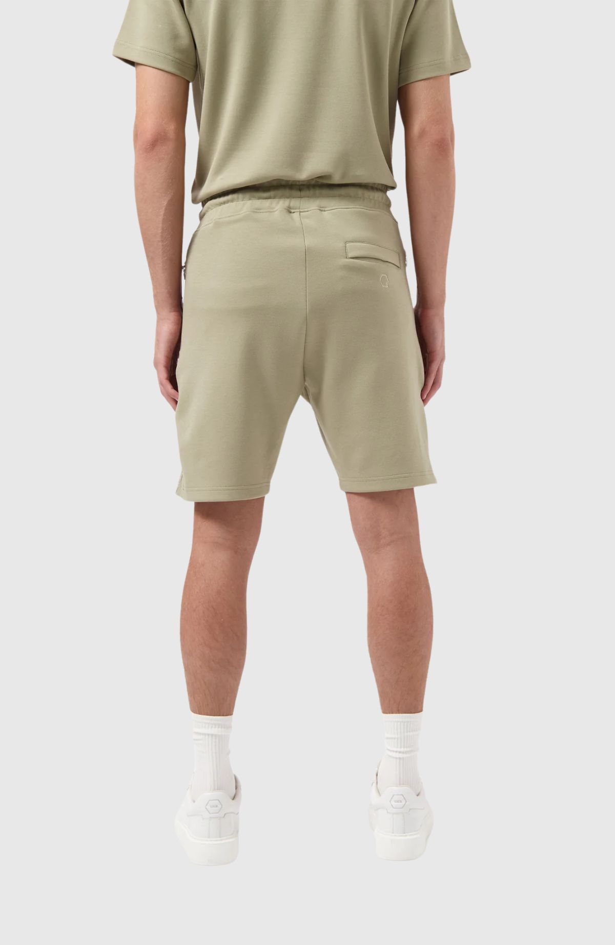 Q-Series Regular Fit Shorts