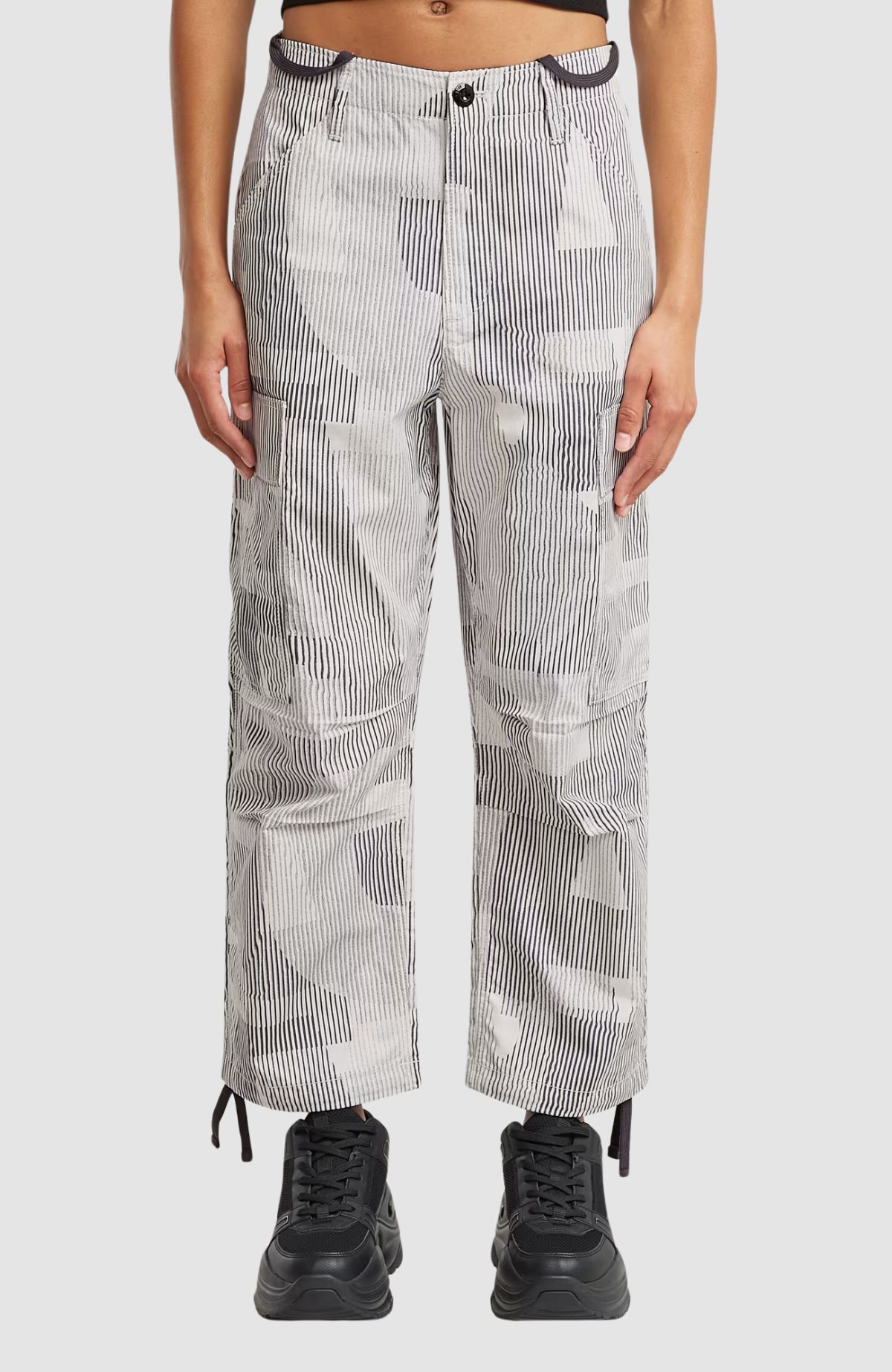 Cropped cargo pants wmn