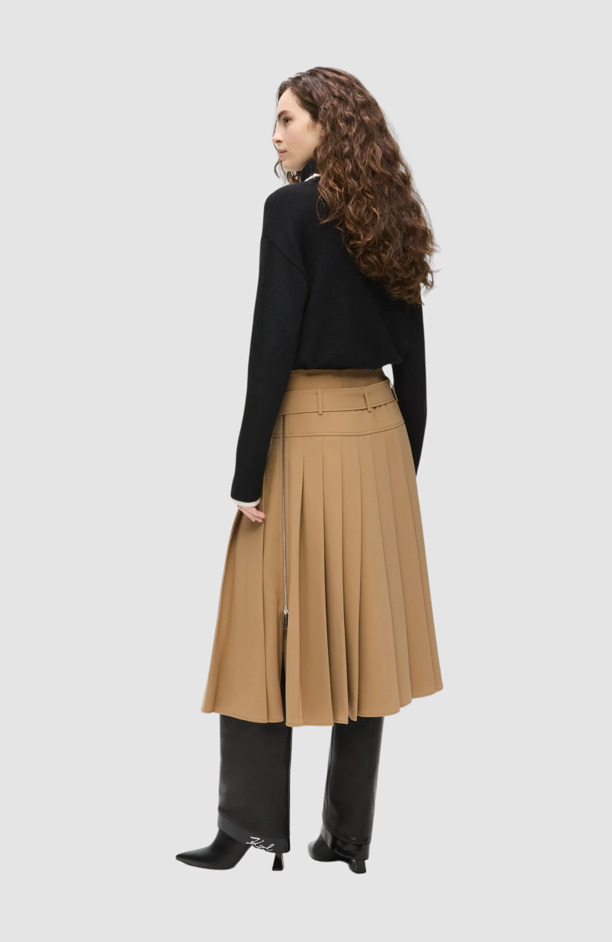Belt Detail Pleated Skirt