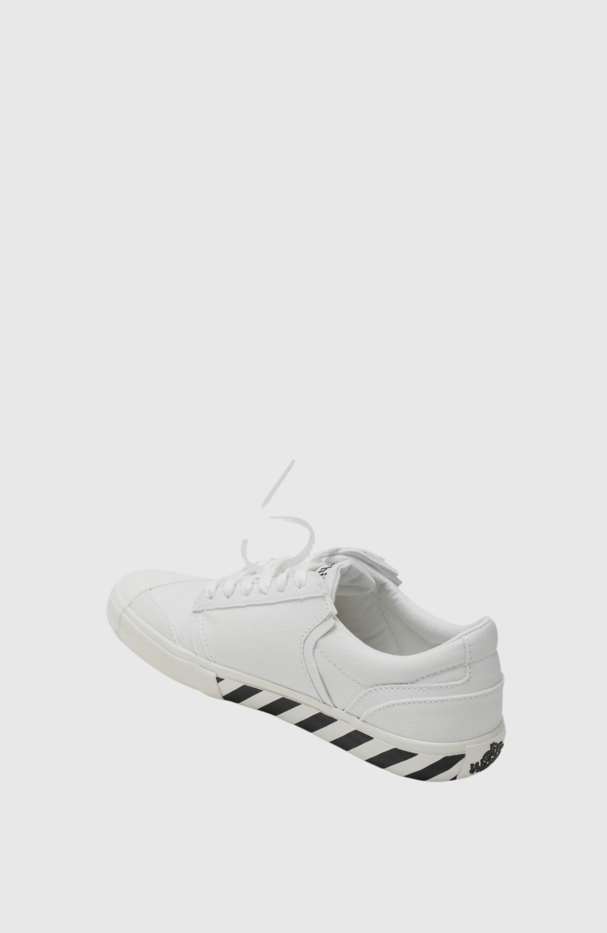 Vulc Low Calf Sneakers