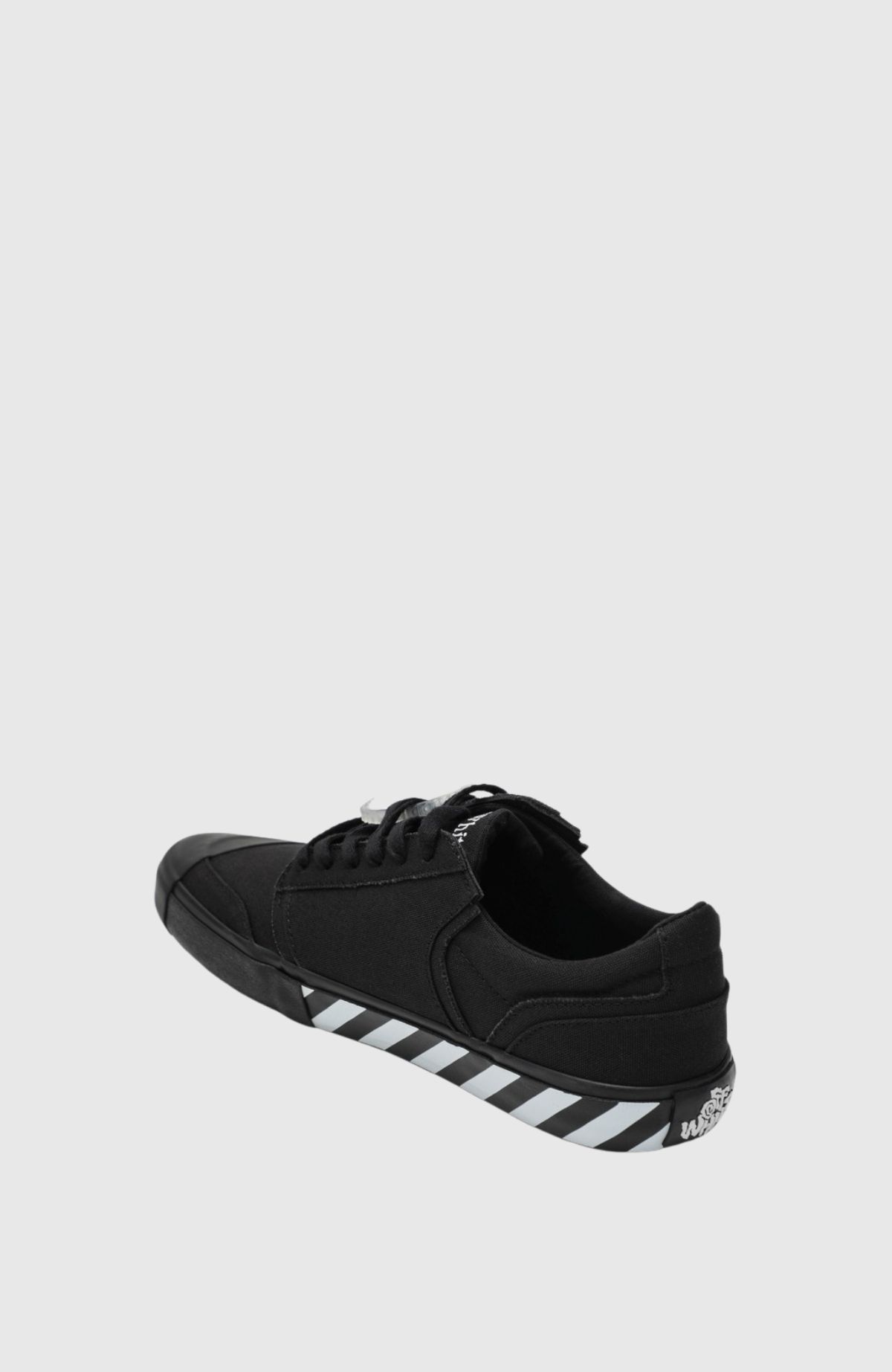 Vulc Low Calf Sneakers