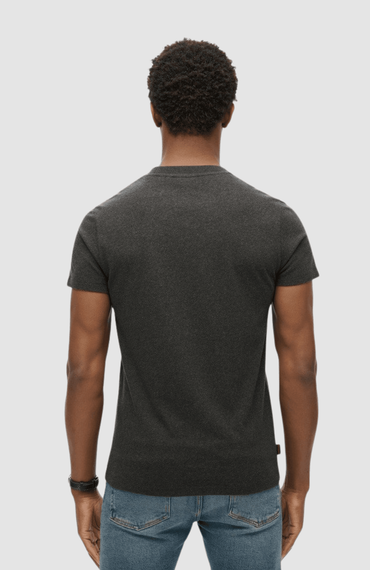 Essential Logo Emb Tee