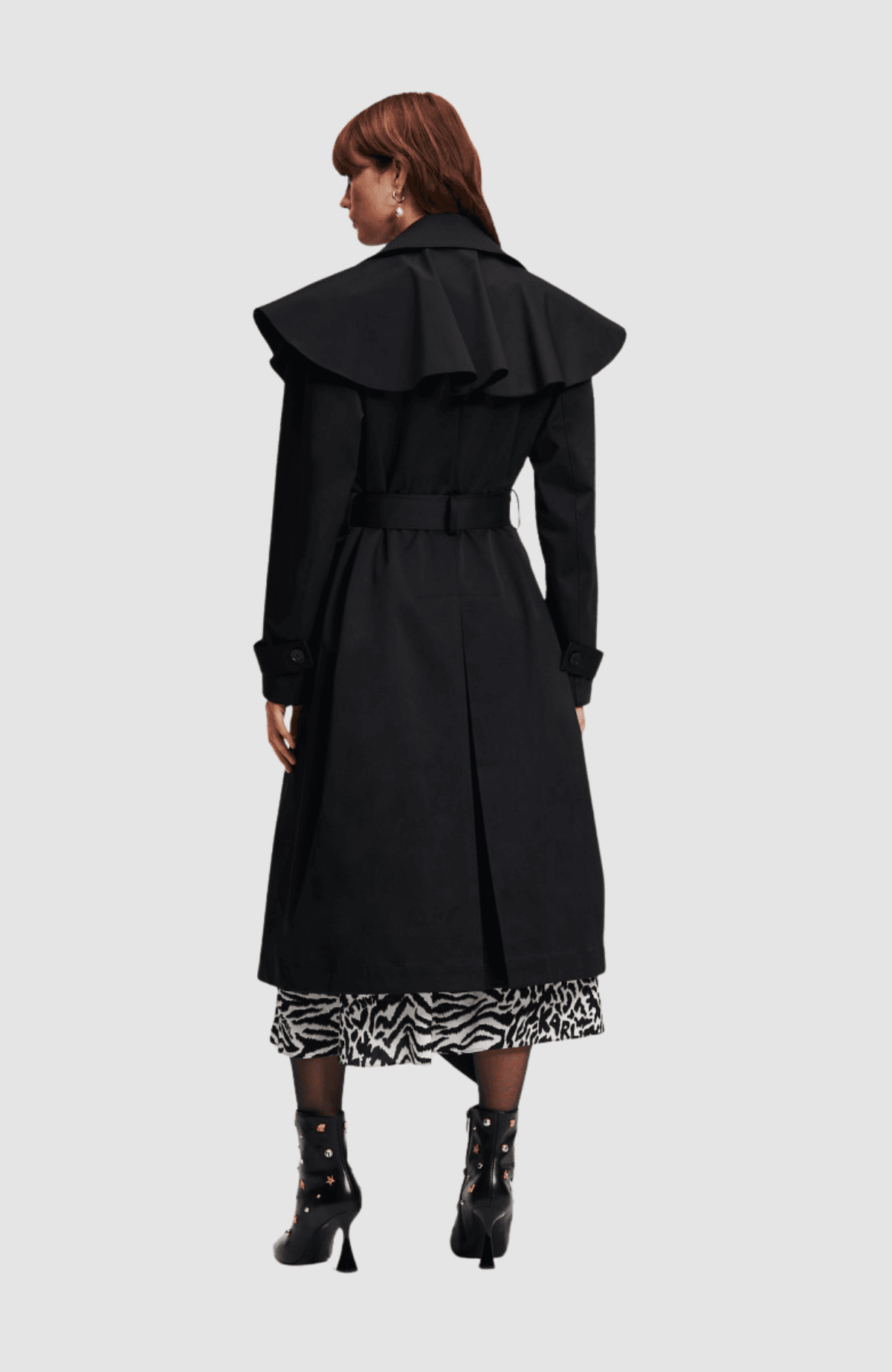 Hun'S Pick Ruffle Coat