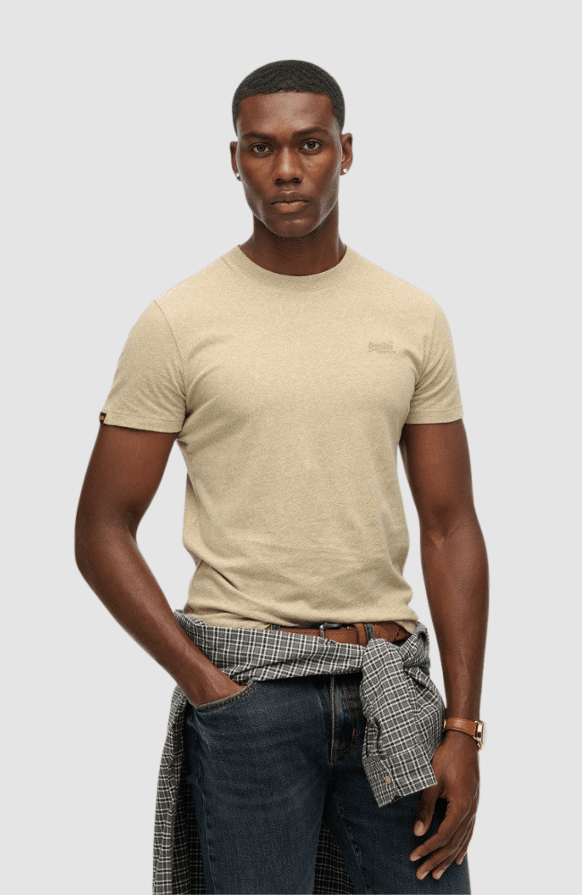 Essential Logo Emb Tee