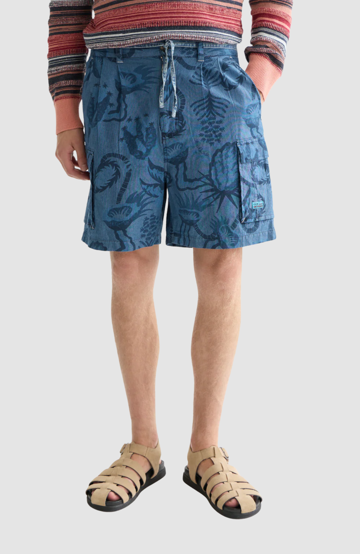 Allover printed chambray cargo shorts