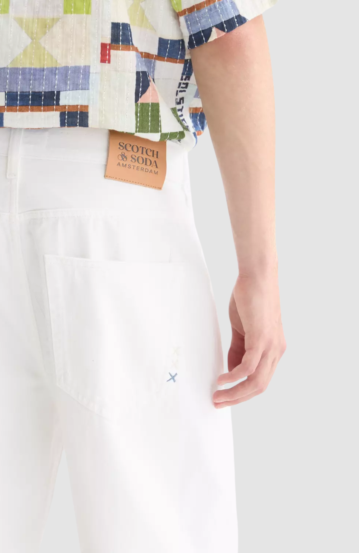 The Pitch loosefit jeans short