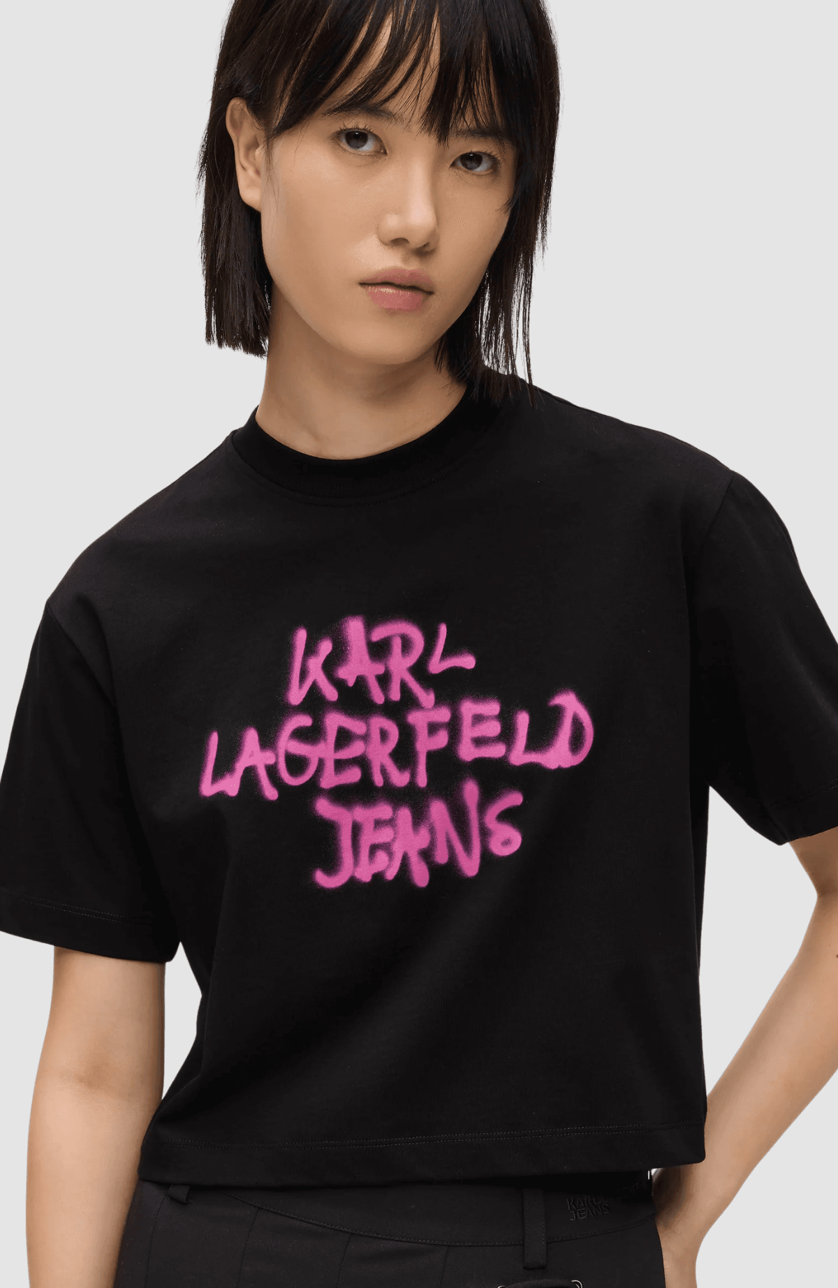 KLJ Reg Cropped Graffiti Tee