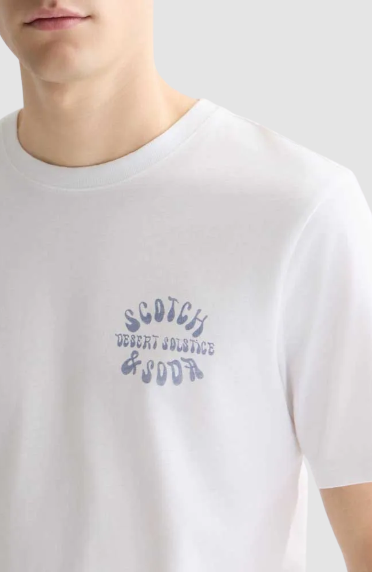 Left chest artwork regular-fit T-shirt
