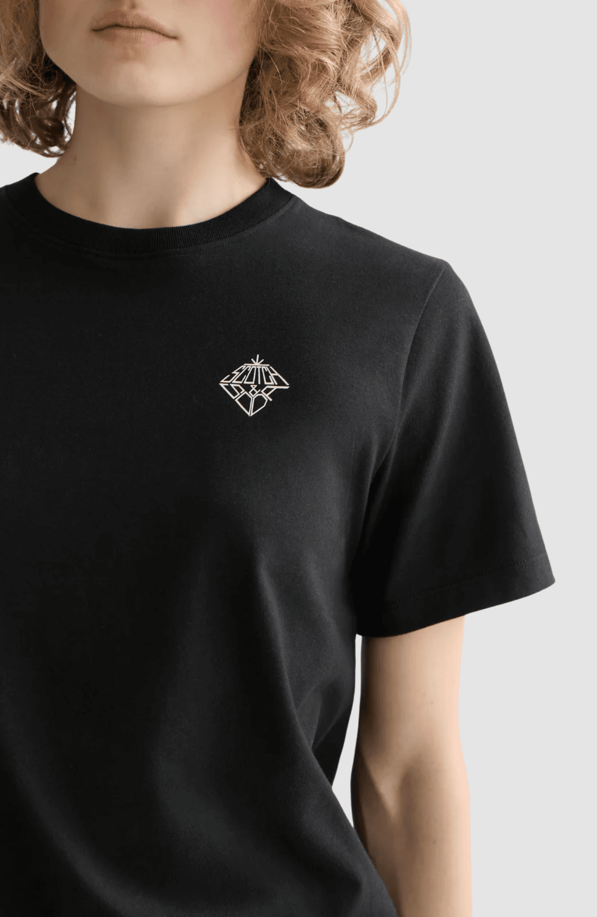 CORE chest artwork regular t-shirt