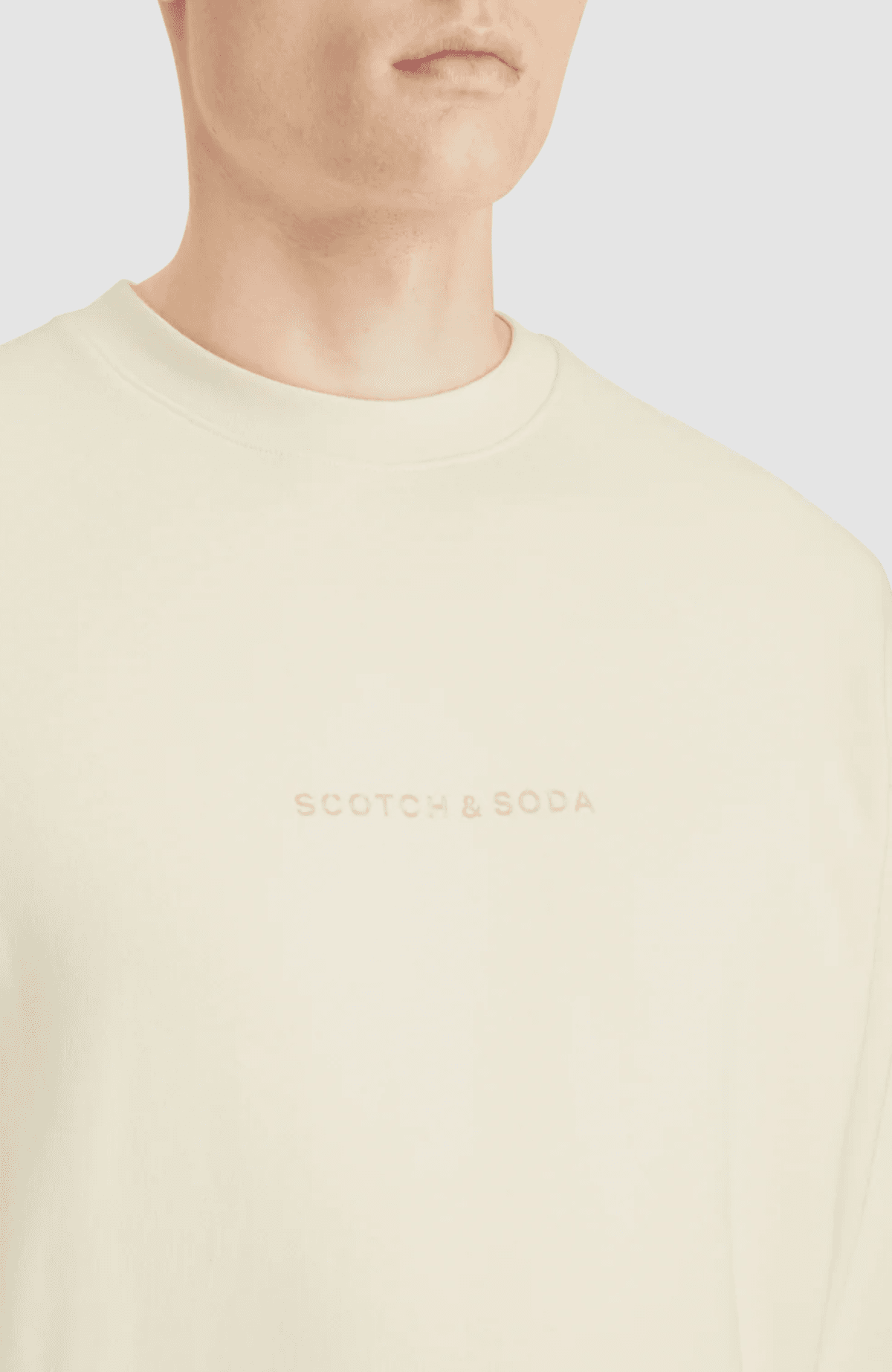 Core - Logo Front Chest Sweatshirt