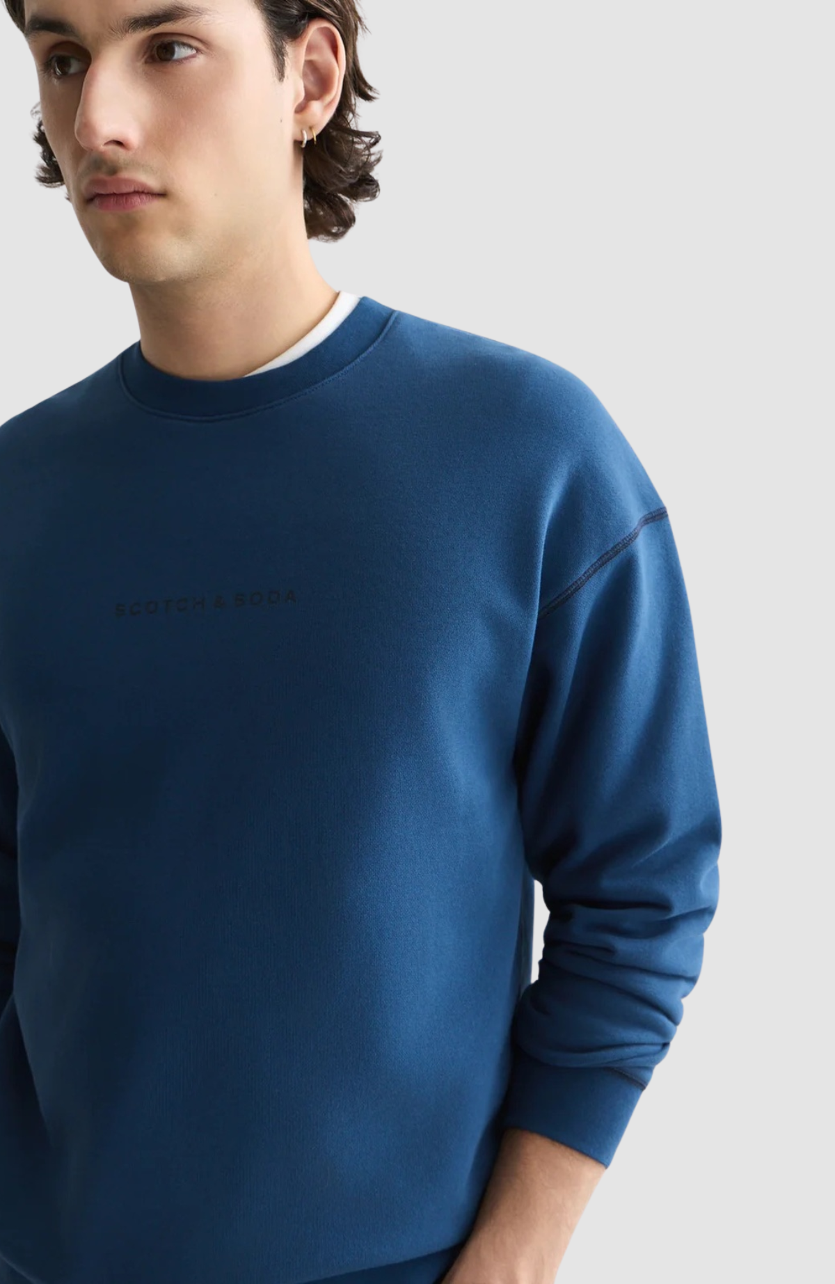 Seasonal Core Front Chest Artwork Relaxed-Fit Sweatshirt