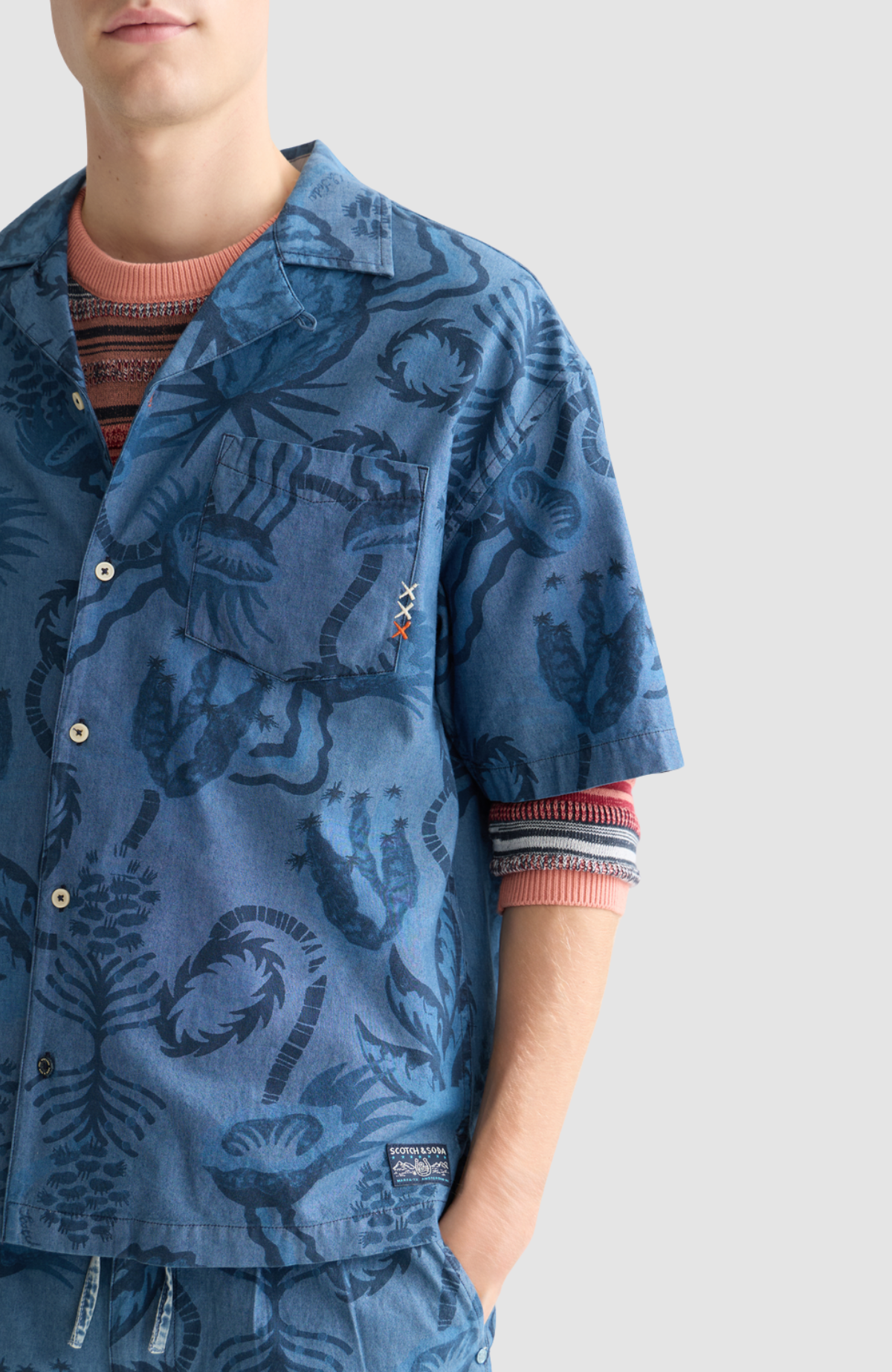Printed chambray shortsleeved shirt