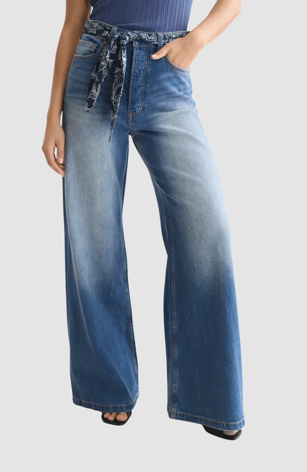 The Wave wide leg with tie detail