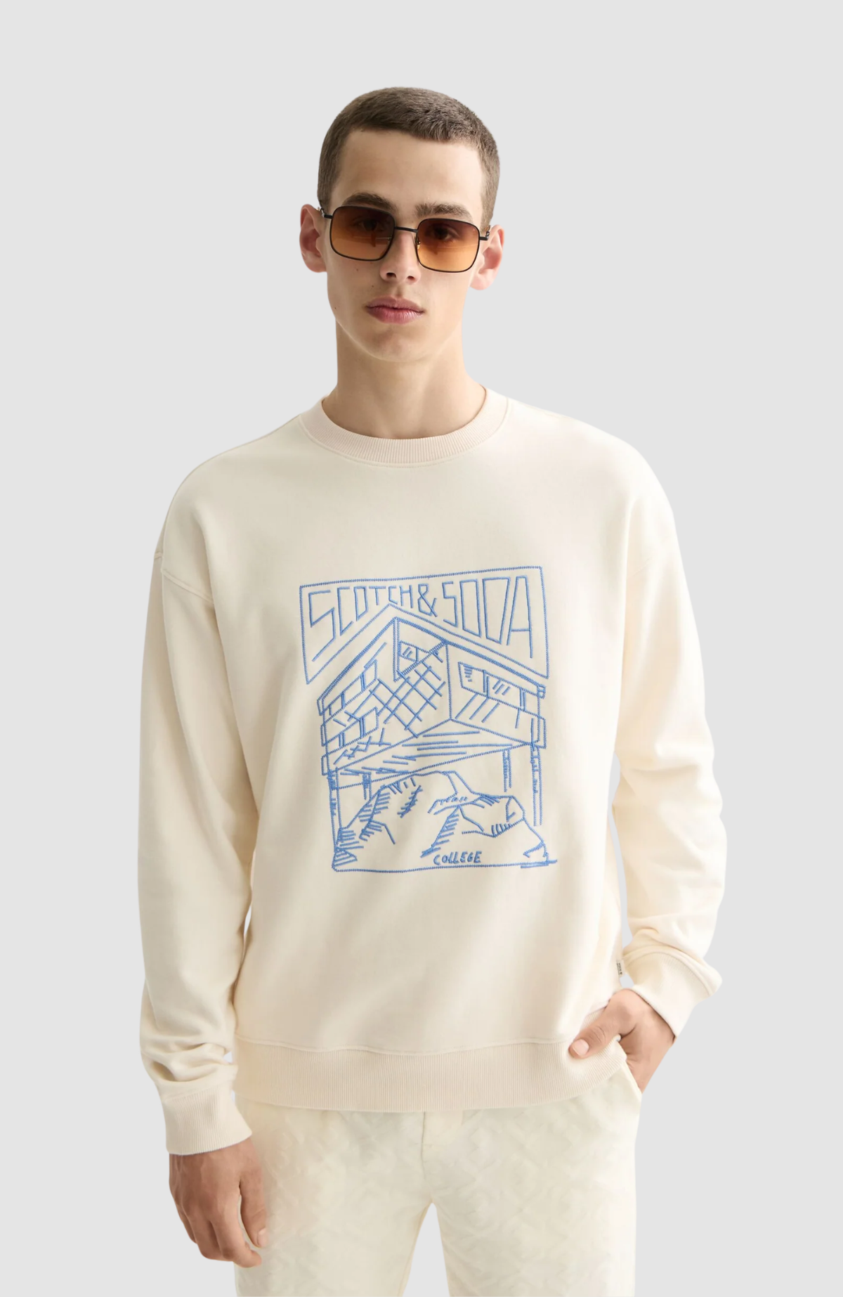 Chest Logo Sweatshirt