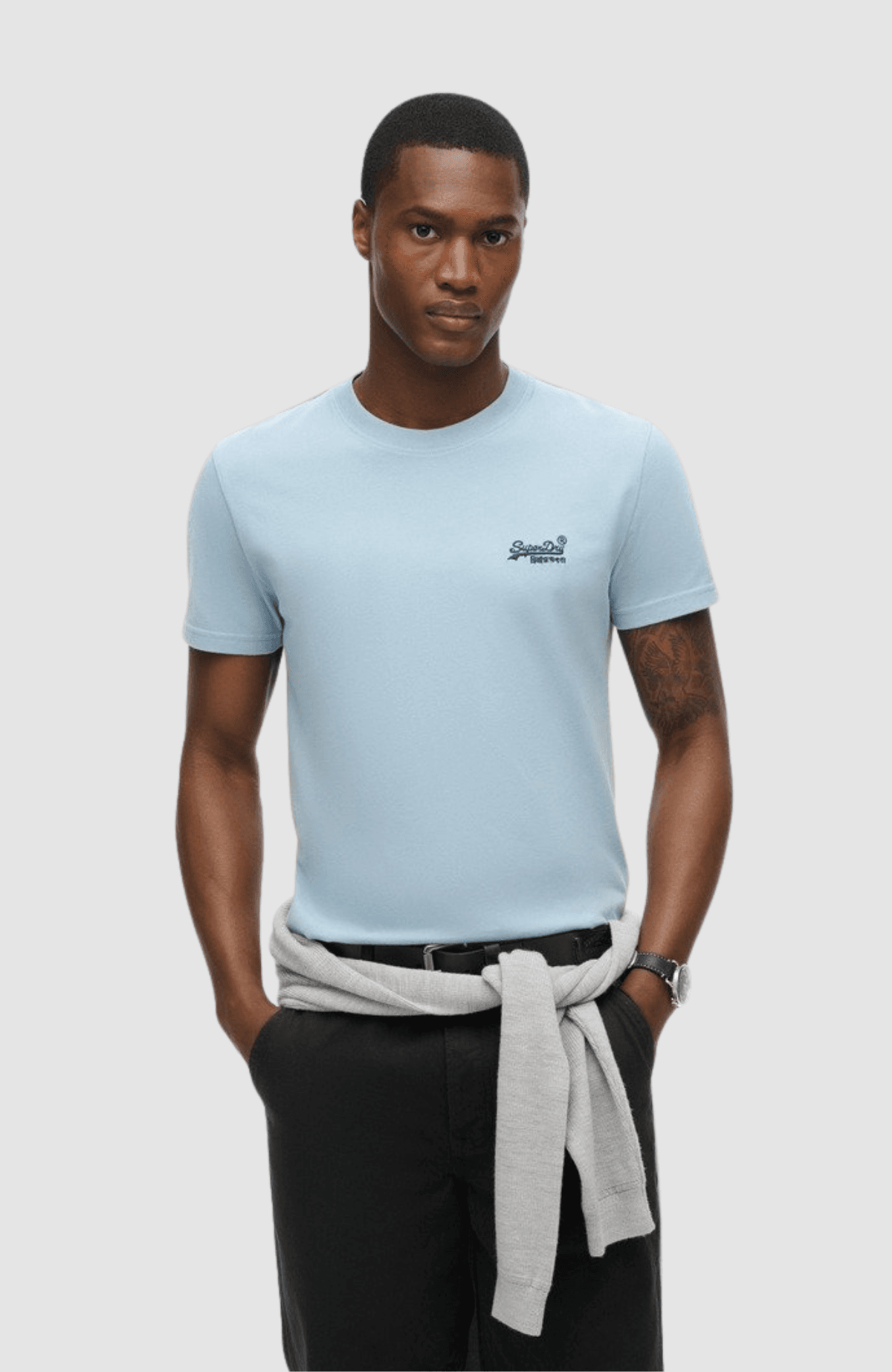 Essential Logo Emb Tee