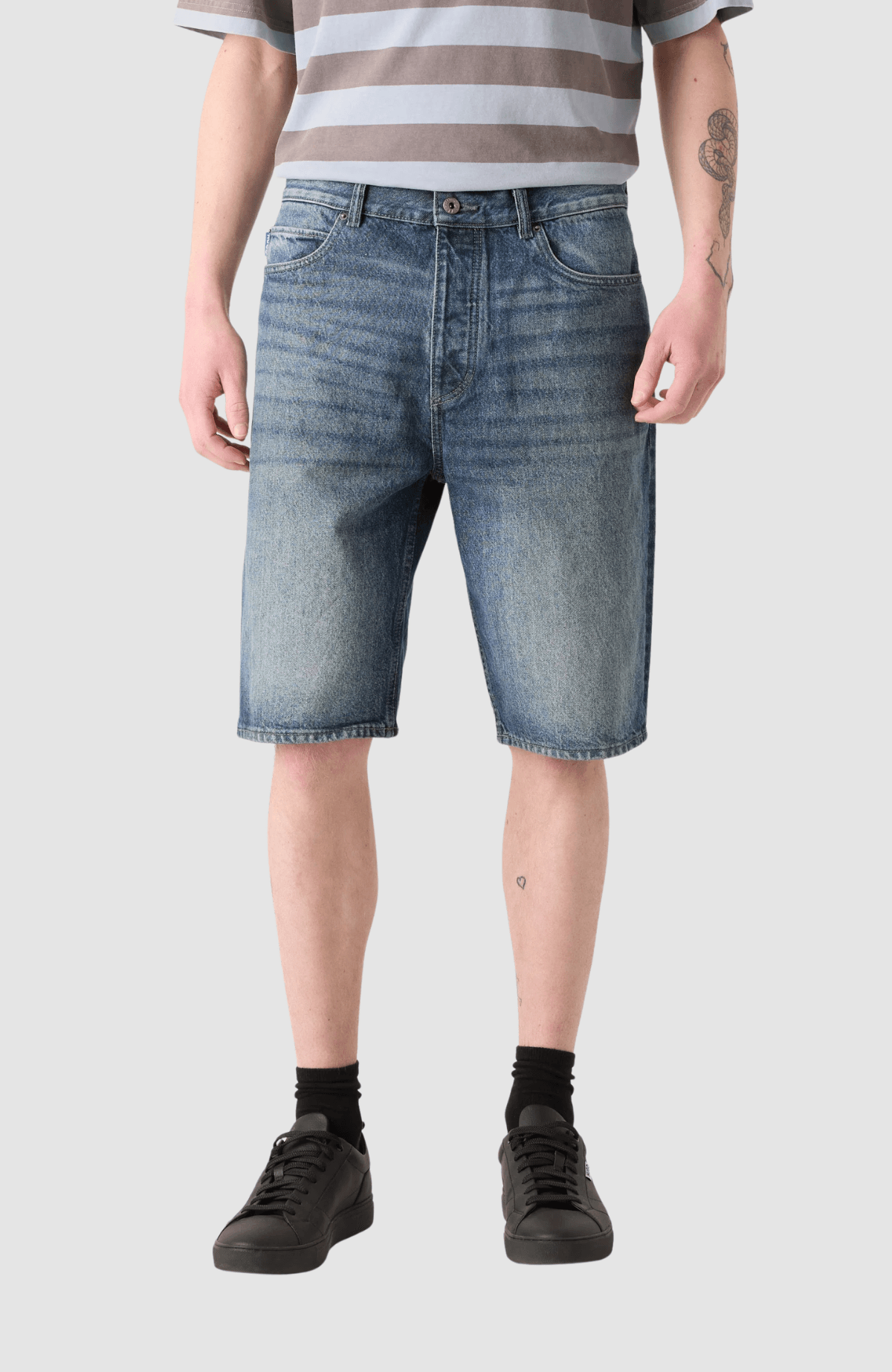 Skate shorts