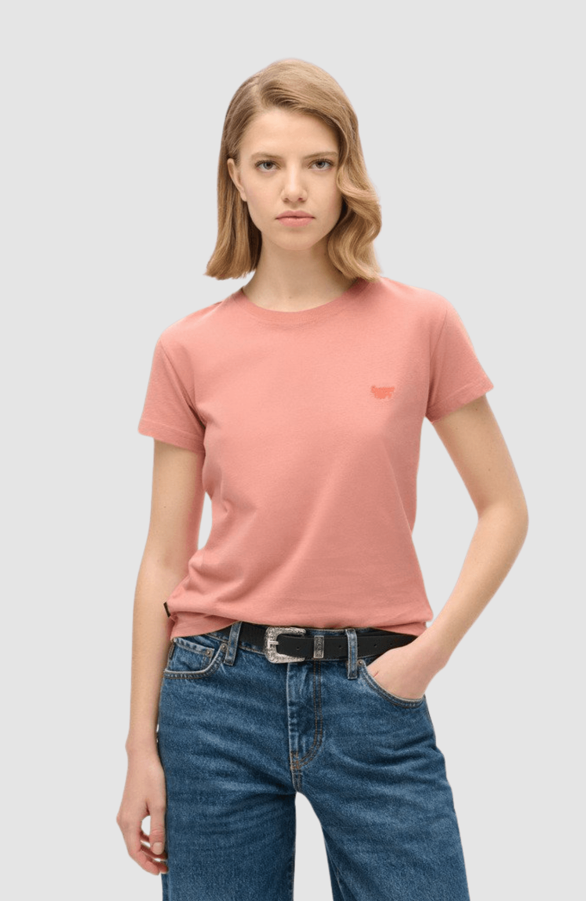 Essential Logo Fitted Tee Tk