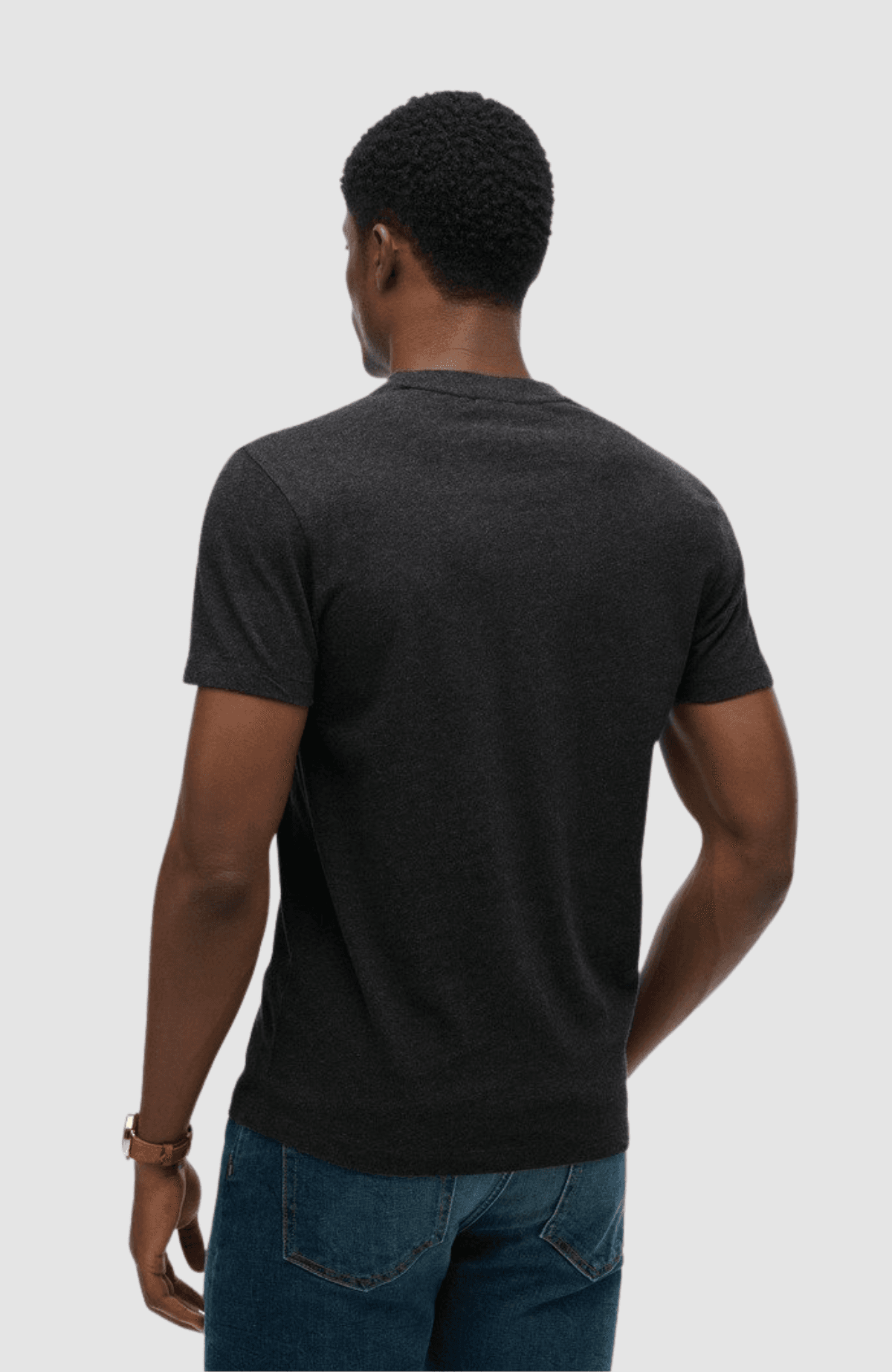 Essential Logo Emb Tee