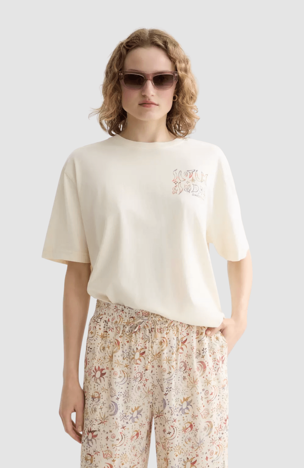 Washed artwork loose T-shirt