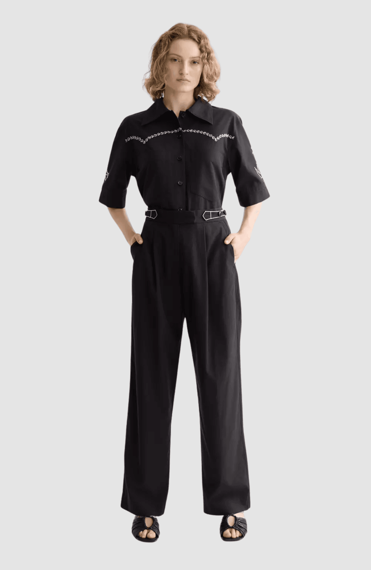 Quinn - mid rise wide leg pants with cross-stitching