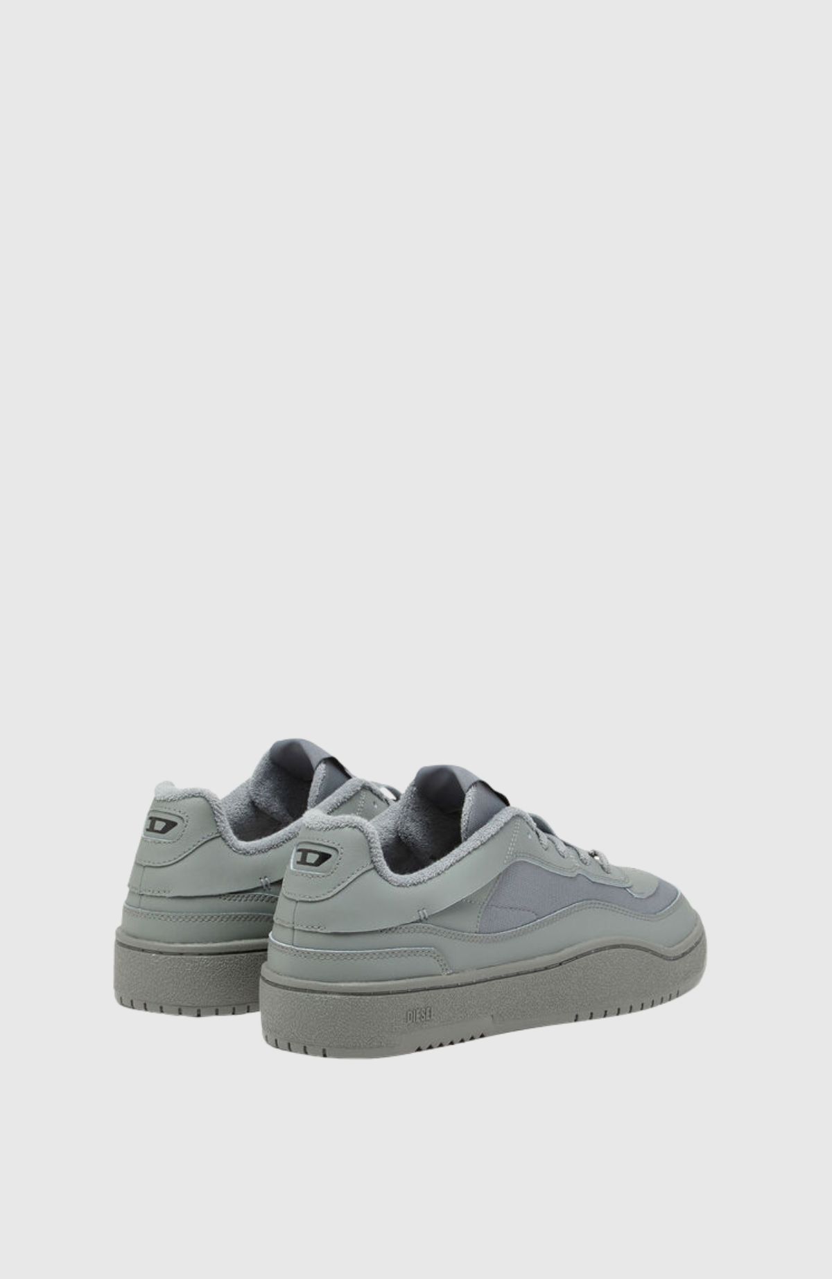 S Oval Skate Low