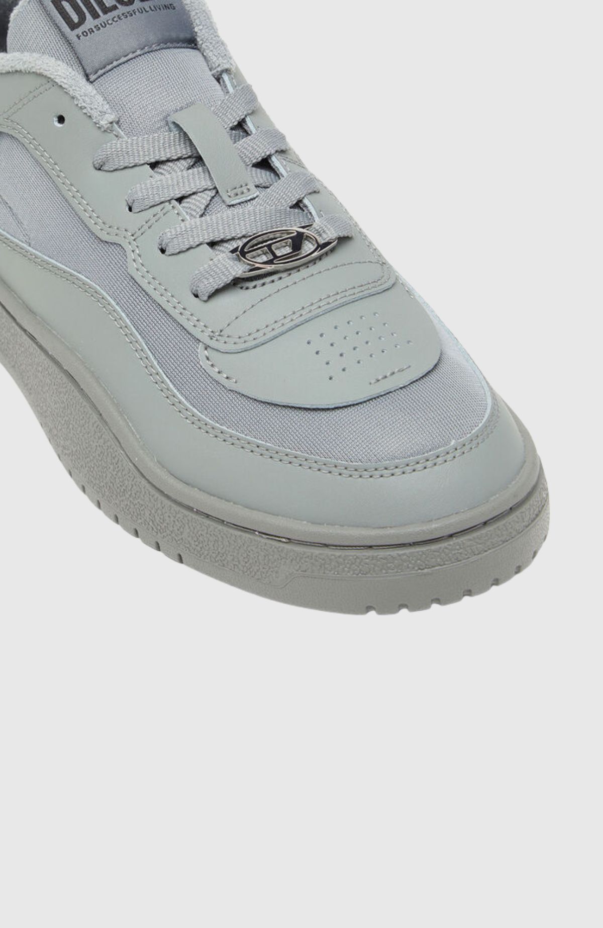 S Oval Skate Low