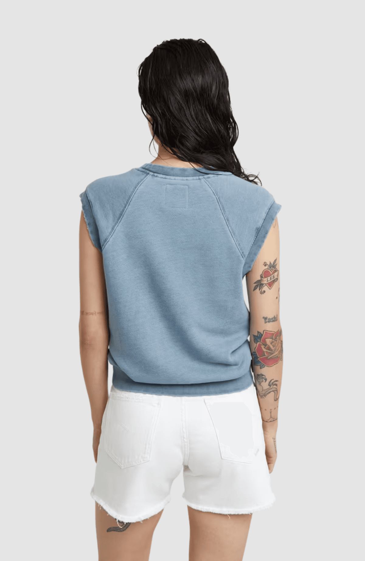 Distressed raglan  sw wmn