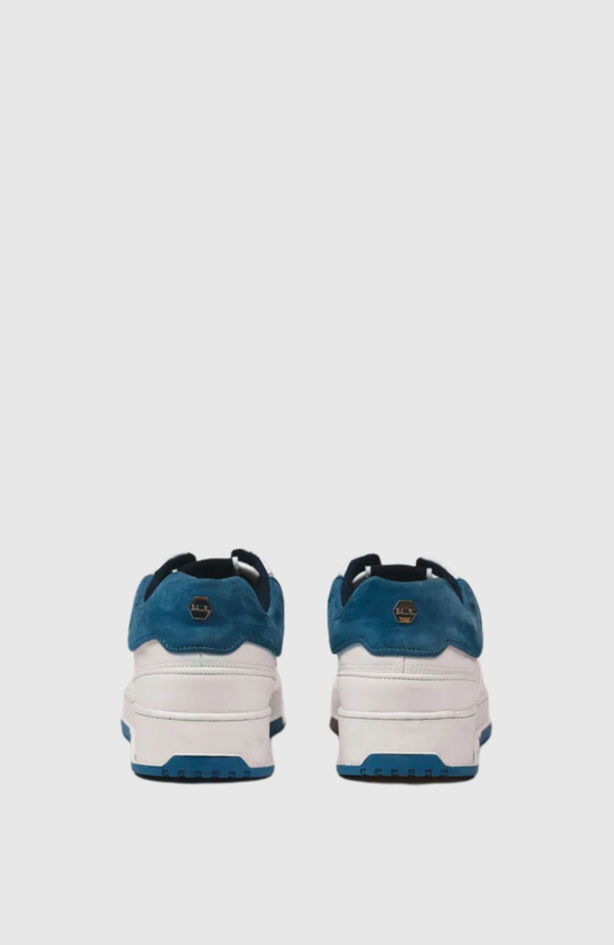 Club B Leather Trainer