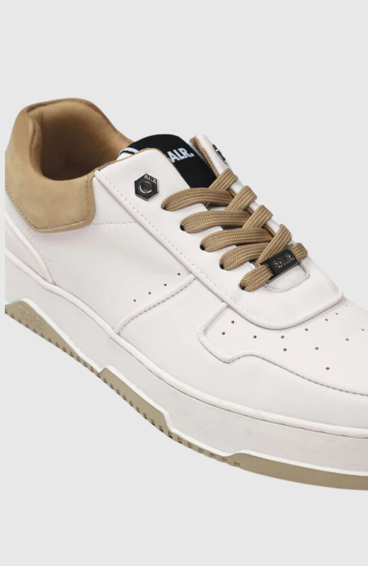 Club B Leather Trainer