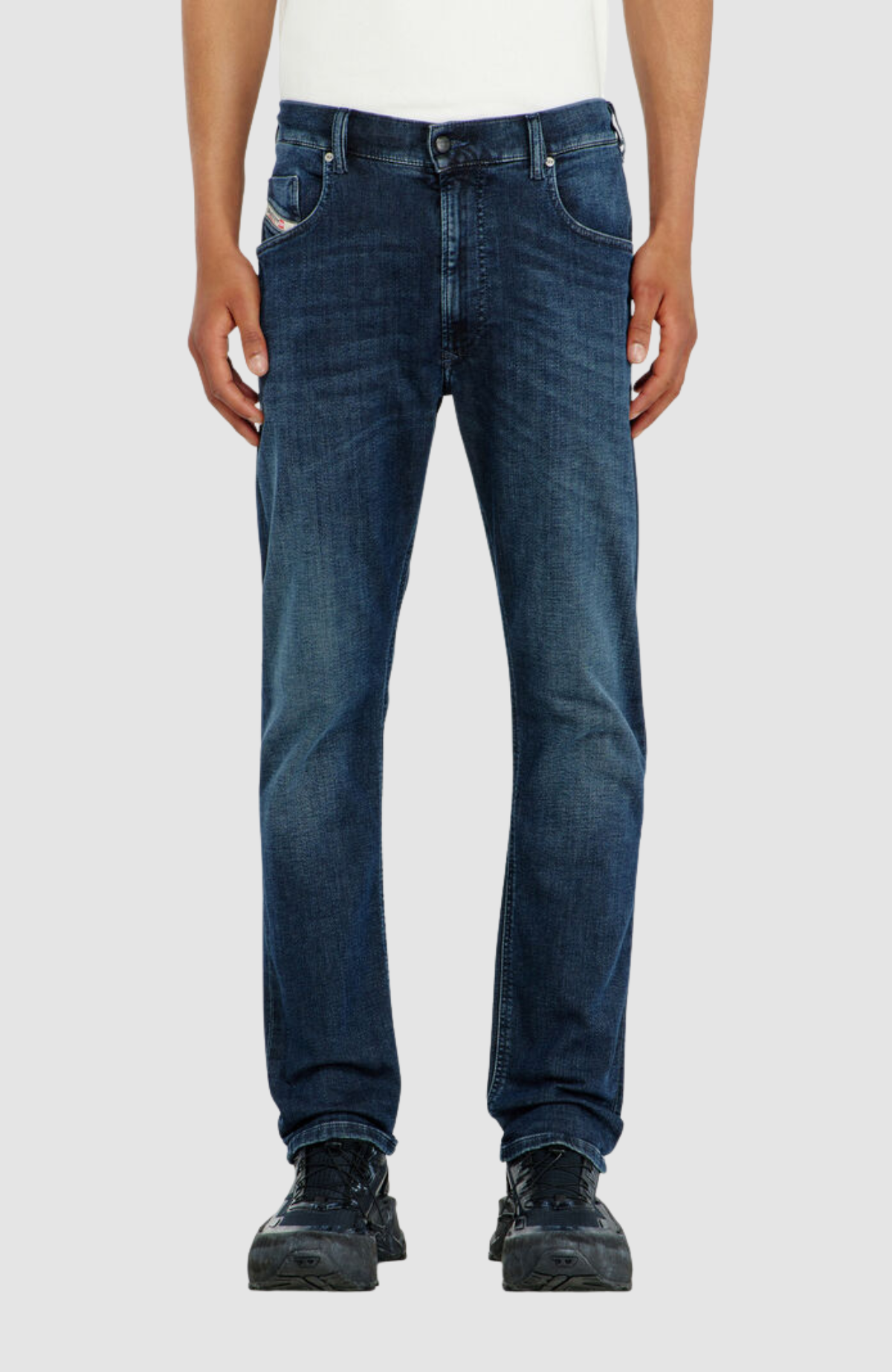 2032 D Krooley BW Jogg 09P94