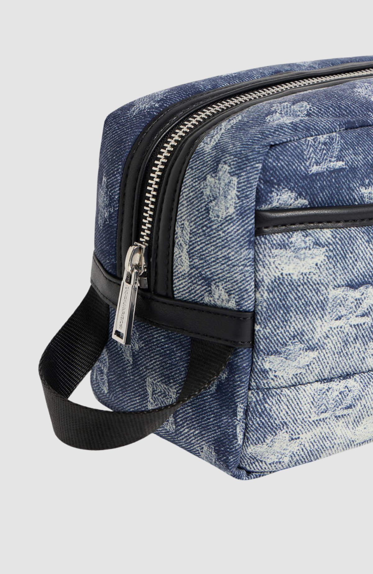 Beauty Case D2 Monogram