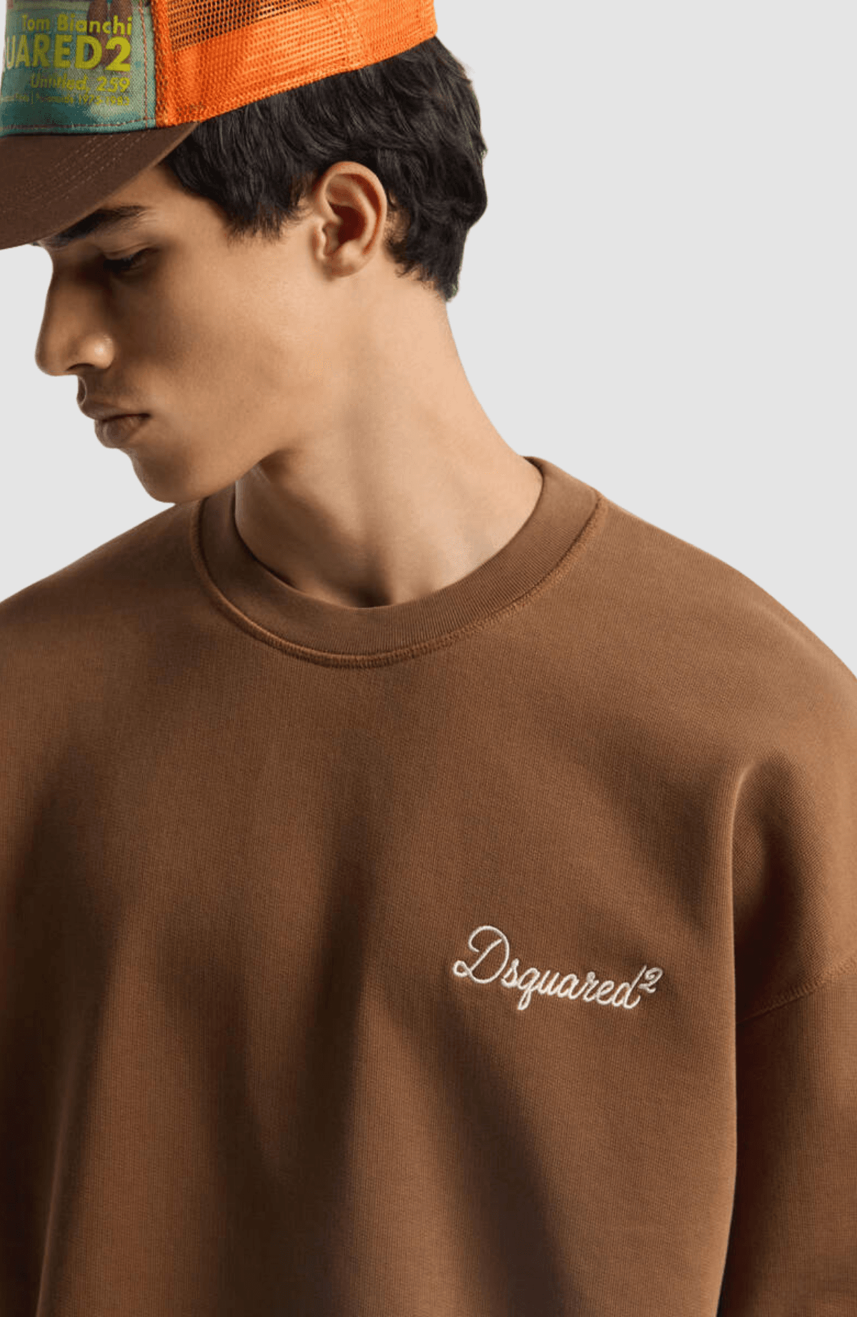 D2 Signature Relax Fit Crewneck