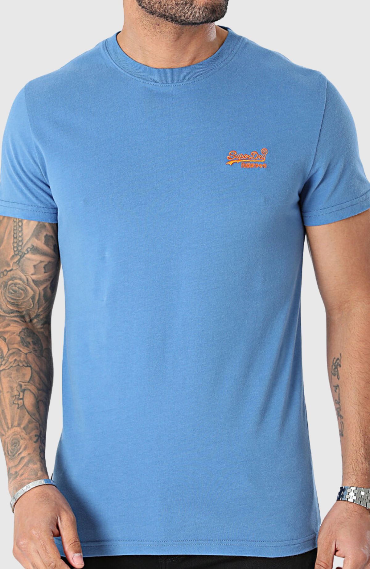 Essential Logo Emb Tee