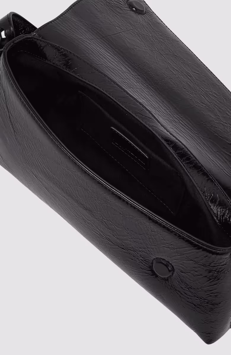 KLJ Geo Lthr Flap Shb Shiny