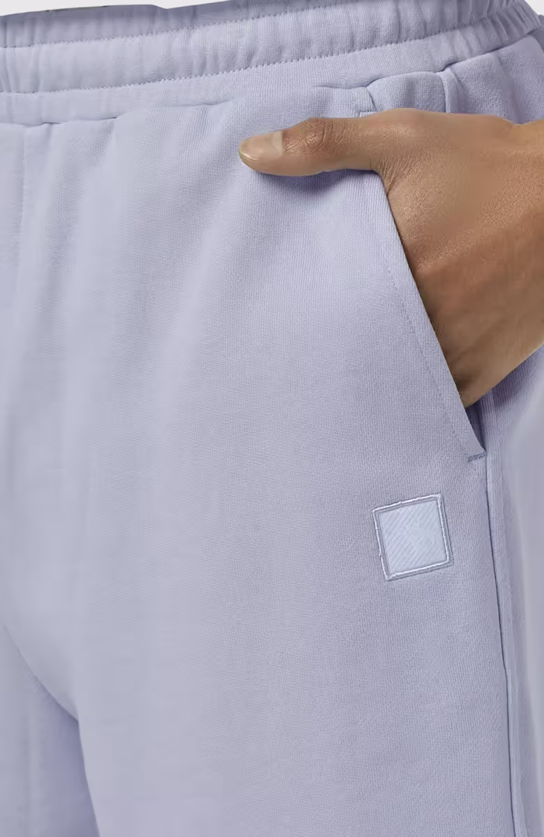 Seasonal Core - Logo Regular Fit Sweatshorts