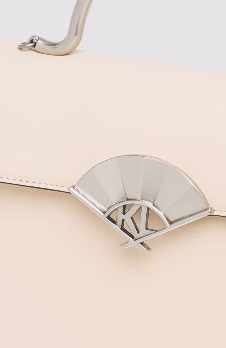 K/Archive Fan Top Handle