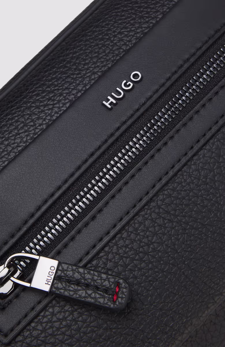 HUKE_WASHBAG