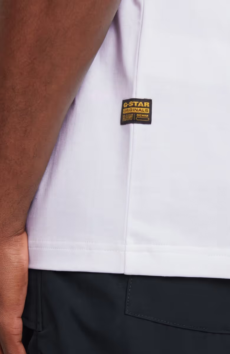 Color shift old skool logo boxy r t