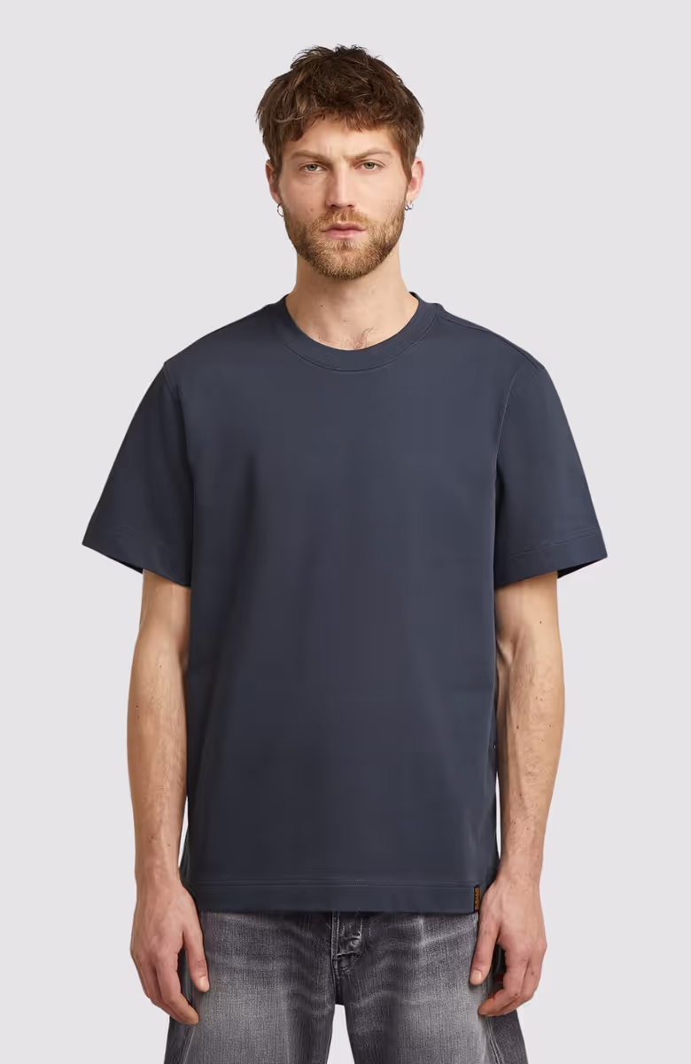 Essential r t